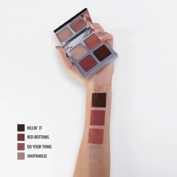 IL MAKIAGE Color Boss Squad Multi Dimensional Eye Color Quad Palette Trend NEW - Picture 5 of 12